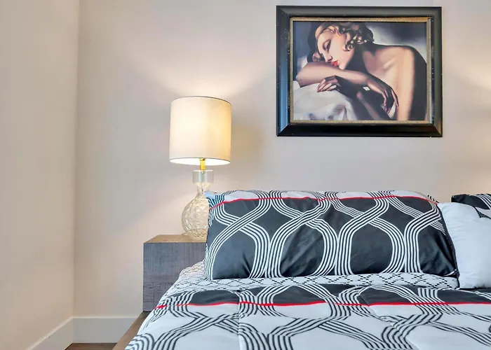 1 Luxury Apartment